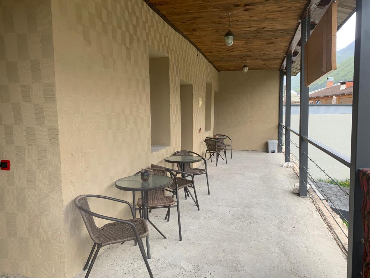 Hotel Lemi Mestia Buitenkant foto