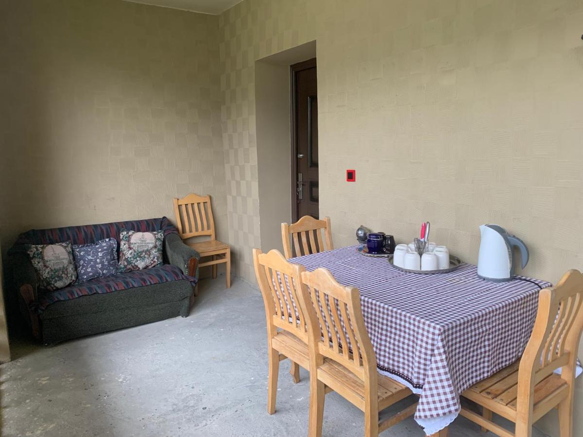Hotel Lemi Mestia Buitenkant foto